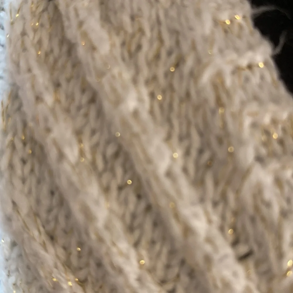 V Neck Ribbed Sweater - Picture 3 of 5